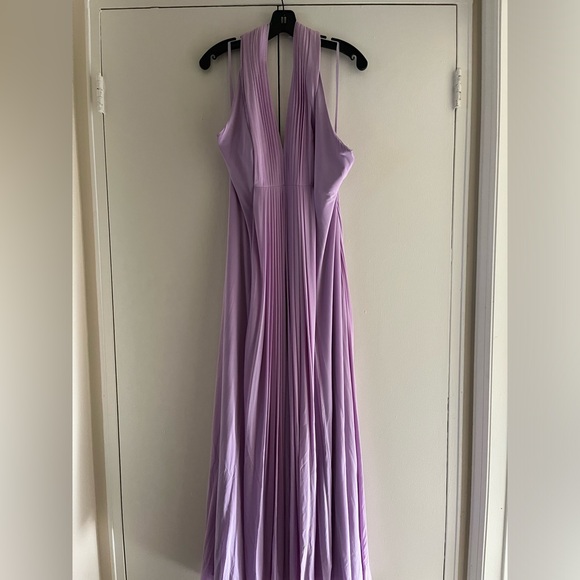 Halter top lilac gown - Picture 1 of 8